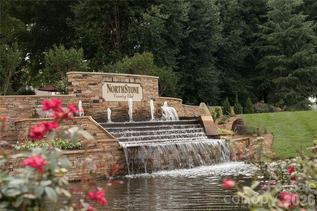 16203 Northstone Drive, Huntersville, NC 28078