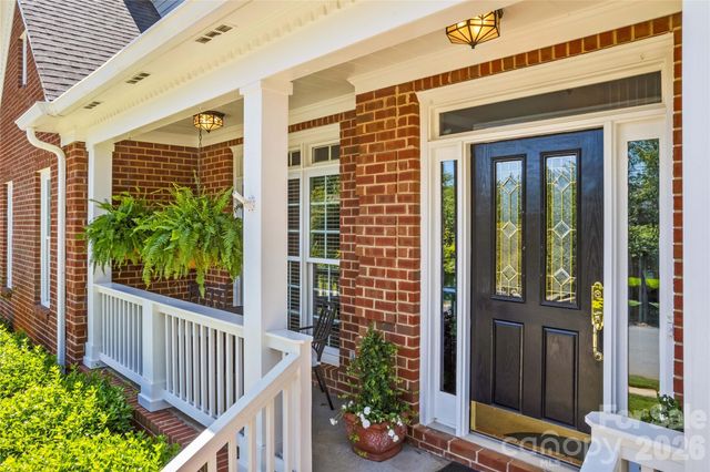 16203 Northstone Drive, Huntersville, NC 28078
