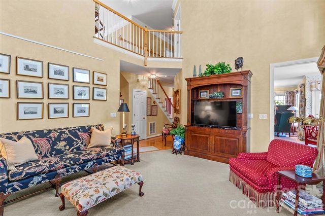 16203 Northstone Drive, Huntersville, NC 28078
