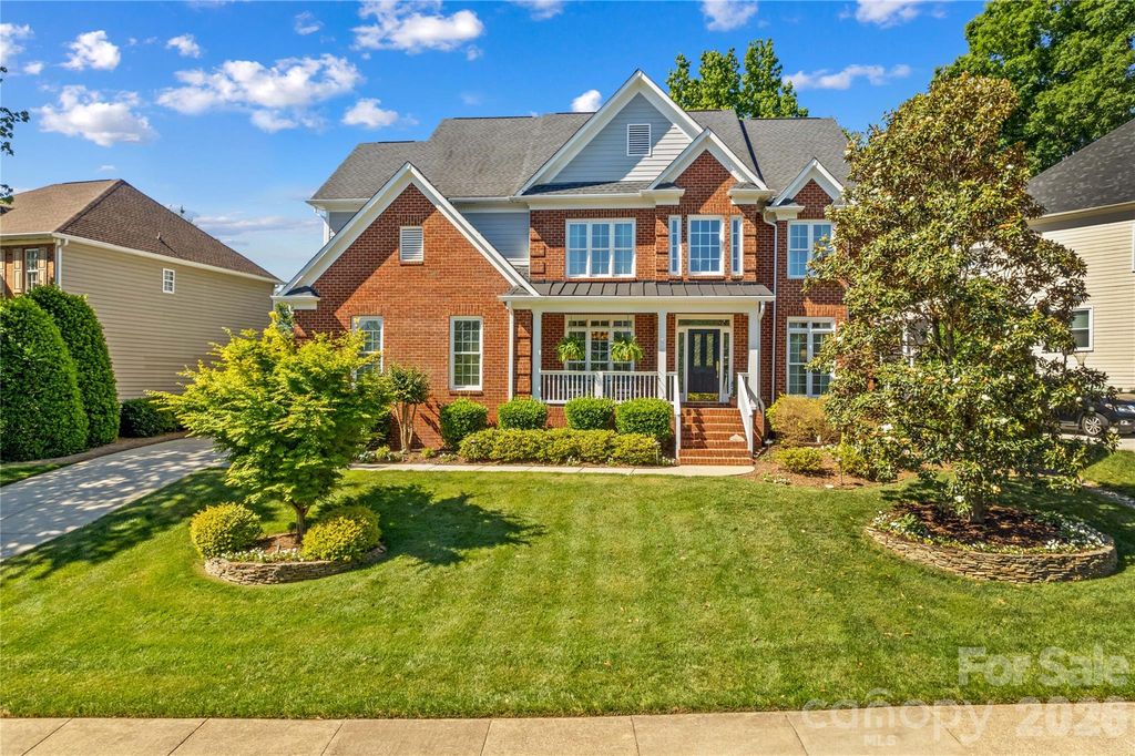 16203 Northstone Drive, Huntersville, NC 28078
