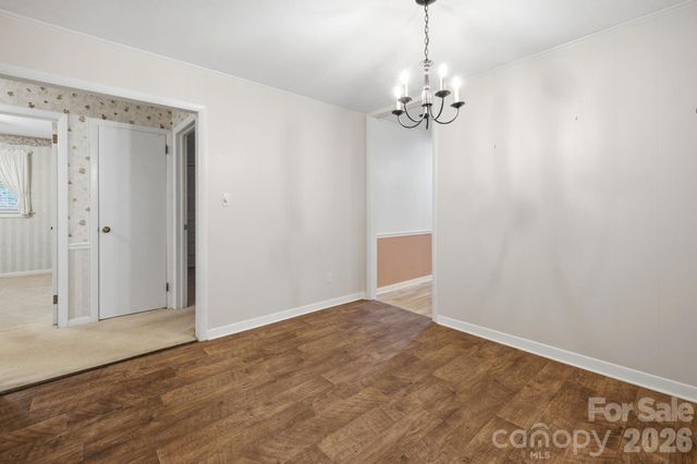1536 Nottingham Drive, Newton, NC 28658