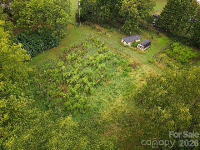 1536 Nottingham Drive, Newton, NC 28658