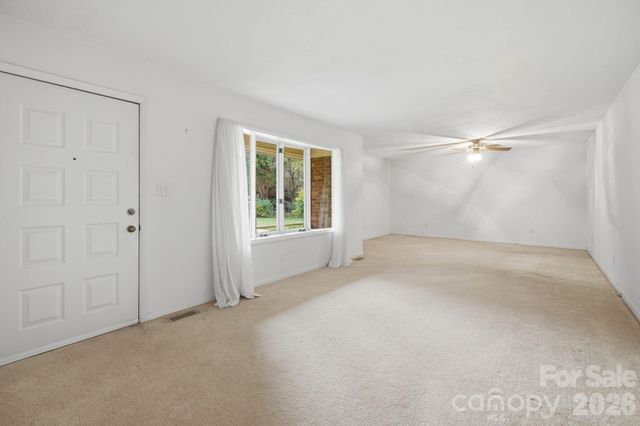 1536 Nottingham Drive, Newton, NC 28658