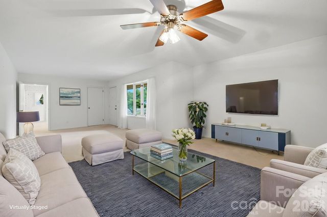 1536 Nottingham Drive, Newton, NC 28658