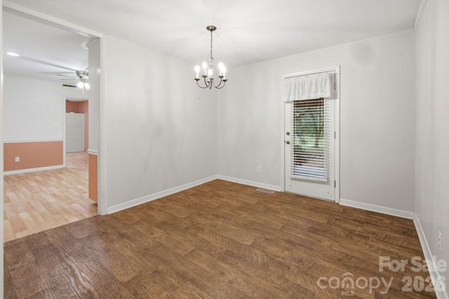 1536 Nottingham Drive, Newton, NC 28658