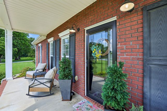 549 Lee Ln, Huntland, TN 37345
