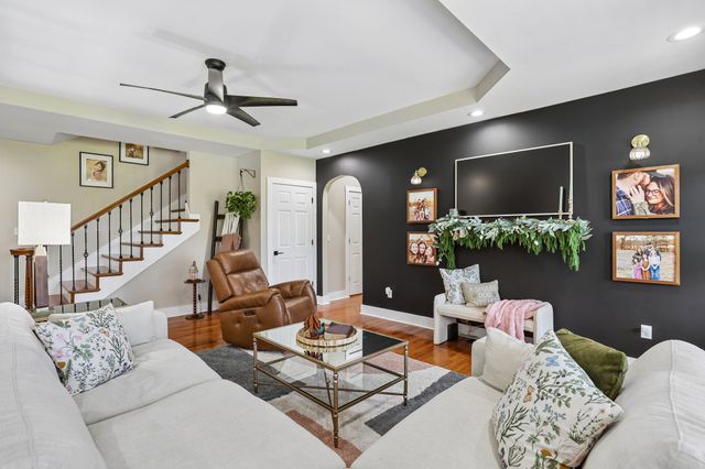 549 Lee Ln, Huntland, TN 37345