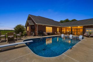 549 Lee Ln, Huntland, TN 37345
