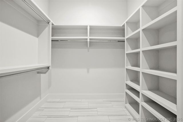 7923 E 26th Place, Tulsa, OK 74129