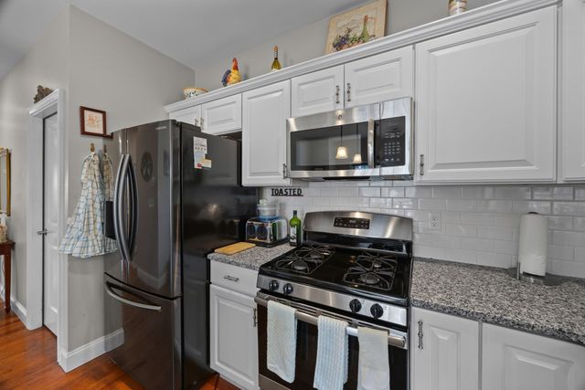 27 Eagle Nest B14-27, Clinton, MA 01510