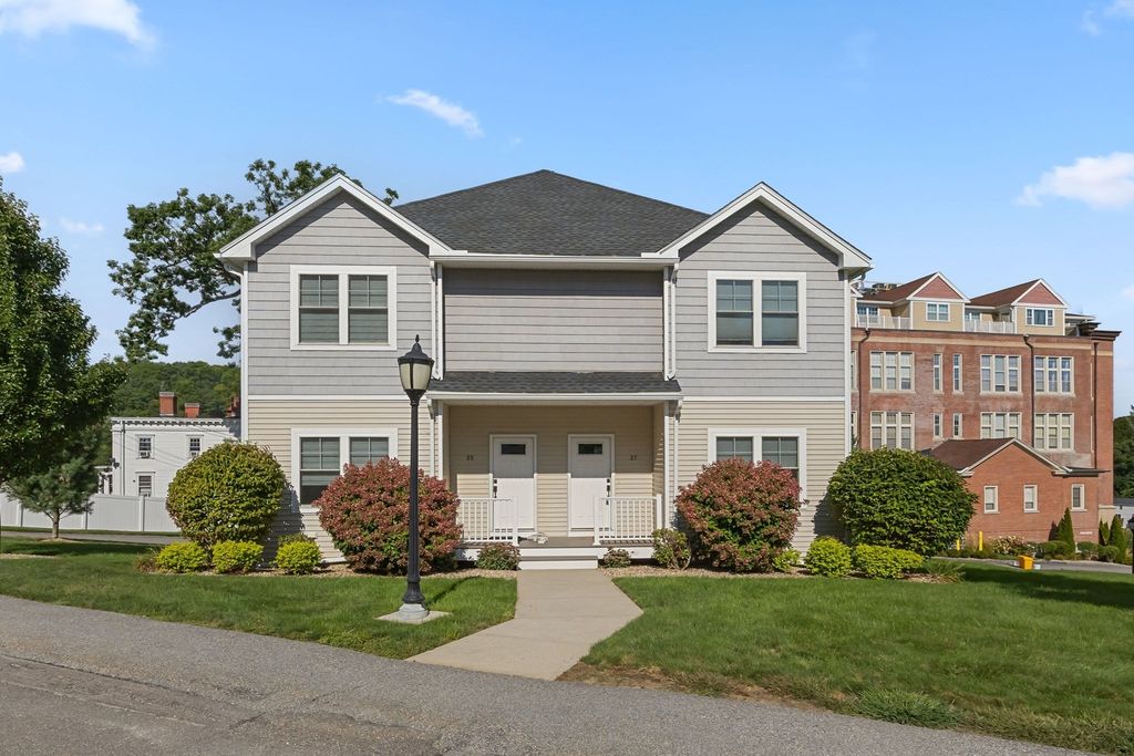 27 Eagle Nest B14-27, Clinton, MA 01510