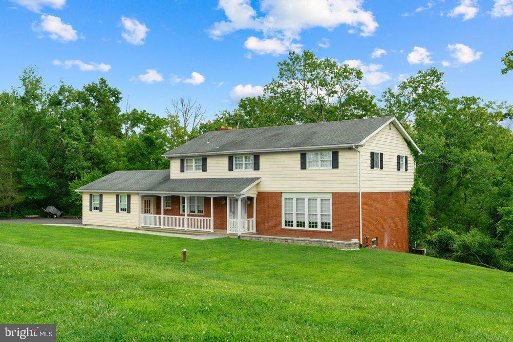 112 BEAUMONT DR, NEWTOWN, PA 18940 — photo 3