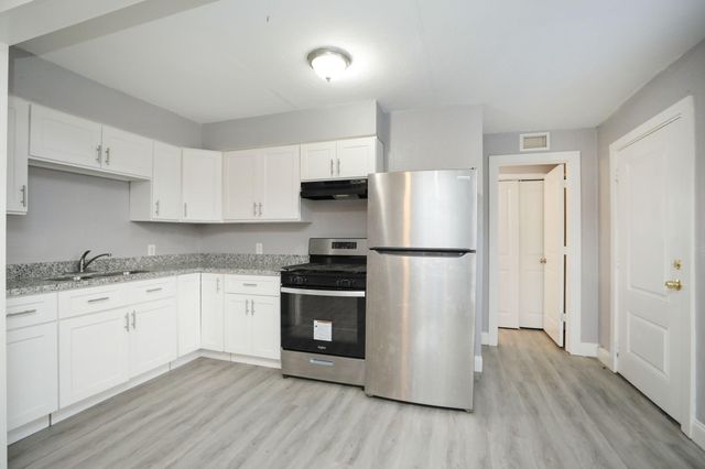 8127 Colonial Lane 2, Houston, TX 77051