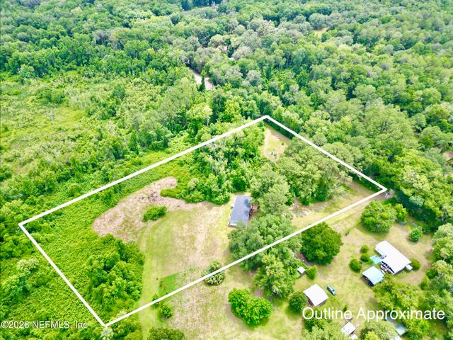 122 TANNER Road, Florahome, FL 32140