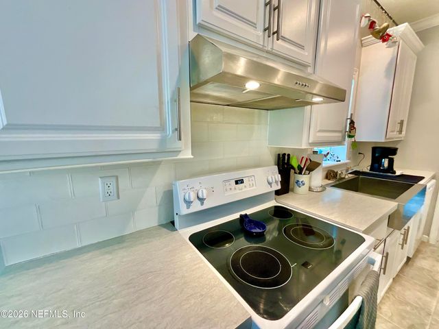 122 TANNER Road, Florahome, FL 32140