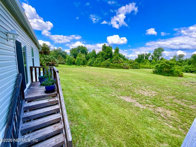 122 TANNER Road, Florahome, FL 32140