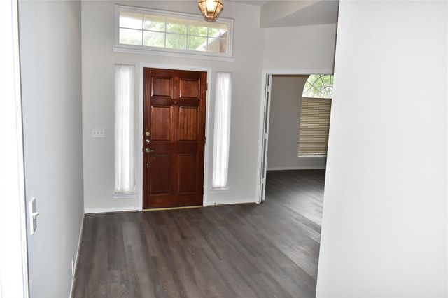 11111 Sprucedale Court, Houston, TX 77070