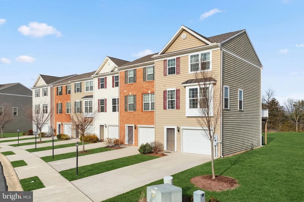 31 WINSLOW CT, Gettysburg, PA 17325