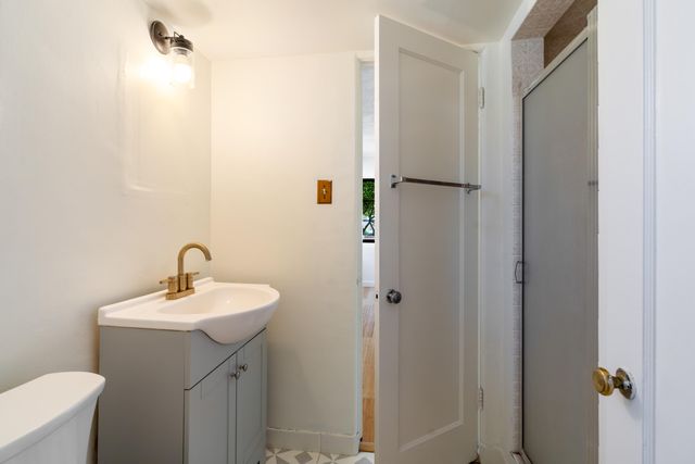 2215 Utah Street NE, Albuquerque, NM 87110