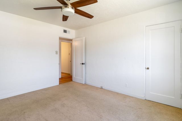 2215 Utah Street NE, Albuquerque, NM 87110