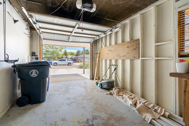 2215 Utah Street NE, Albuquerque, NM 87110