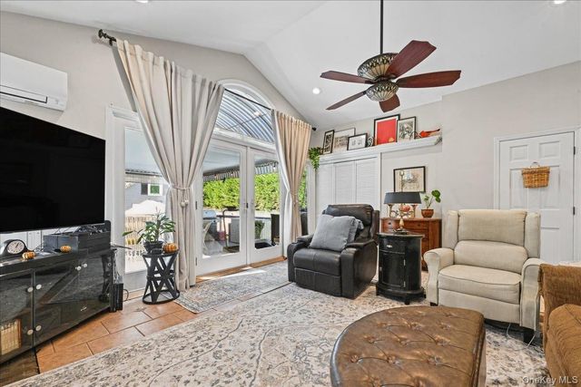 176 S Centre Avenue, Rockville Centre, NY 11570