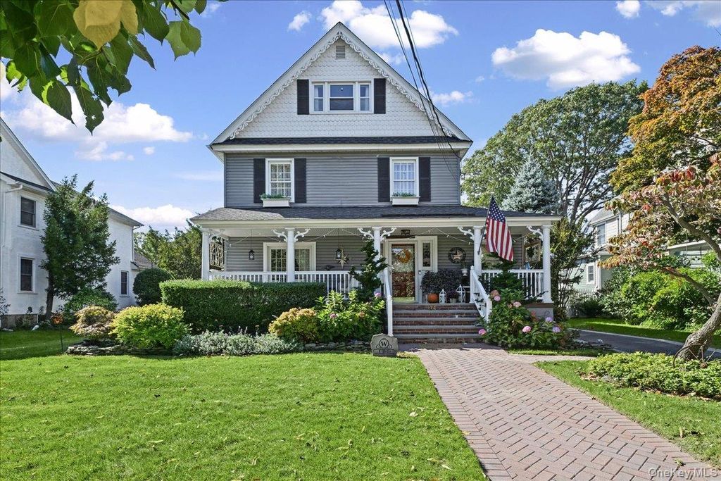 176 S Centre Avenue, Rockville Centre, NY 11570
