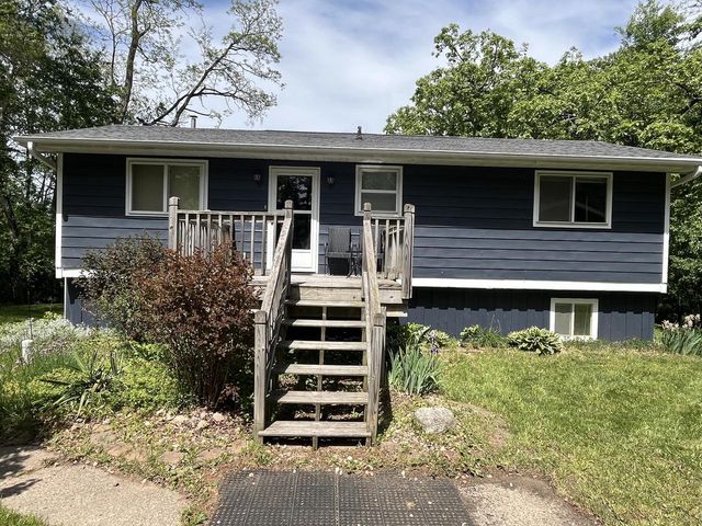 N3128 W Silver Lake DRIVE, Waupaca, WI 54981