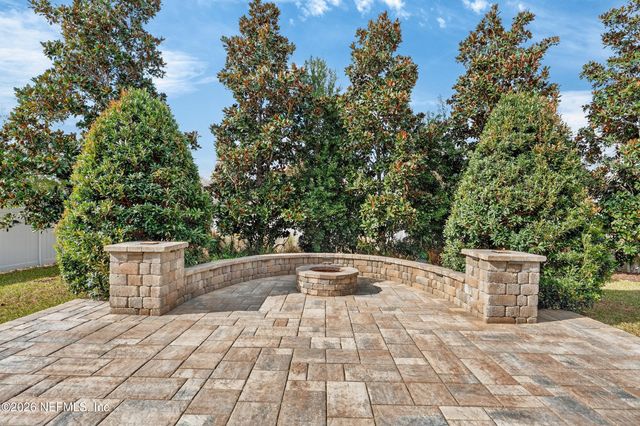 108 WATERFRONT Drive, St. Johns, FL 32259