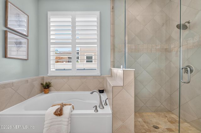 108 WATERFRONT Drive, St. Johns, FL 32259