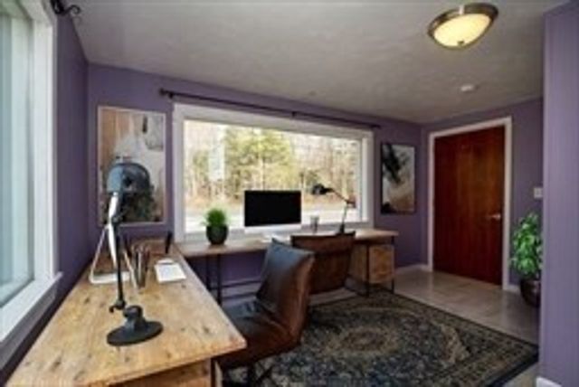 87 Winthrop St, Rehoboth, MA 02769