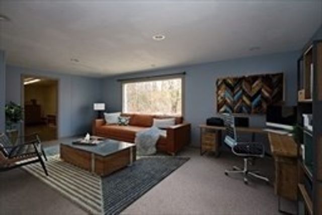 87 Winthrop St, Rehoboth, MA 02769