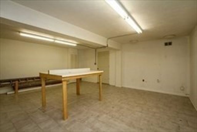 87 Winthrop St, Rehoboth, MA 02769