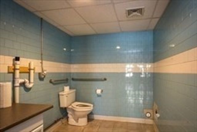 87 Winthrop St, Rehoboth, MA 02769
