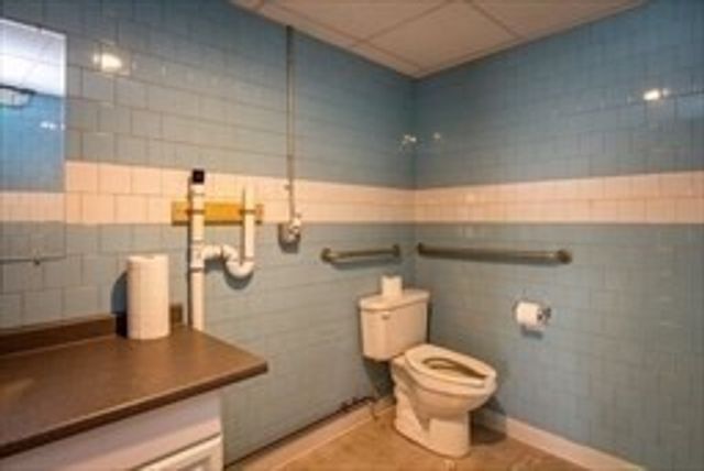 87 Winthrop St, Rehoboth, MA 02769