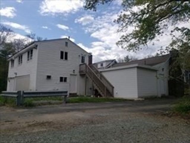 87 Winthrop St, Rehoboth, MA 02769