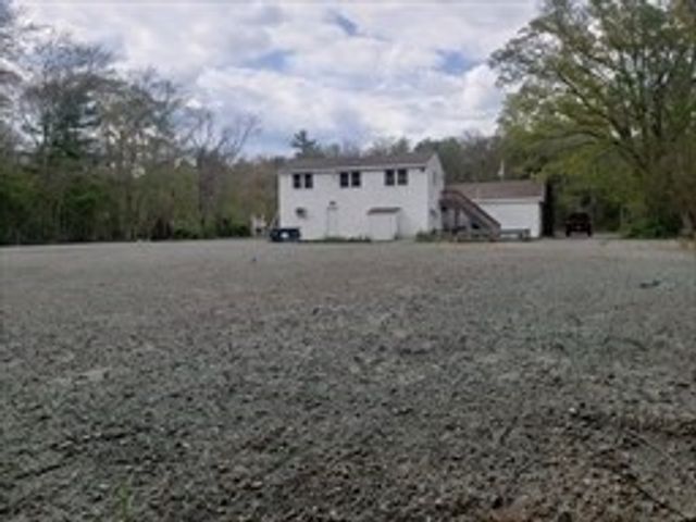 87 Winthrop St, Rehoboth, MA 02769