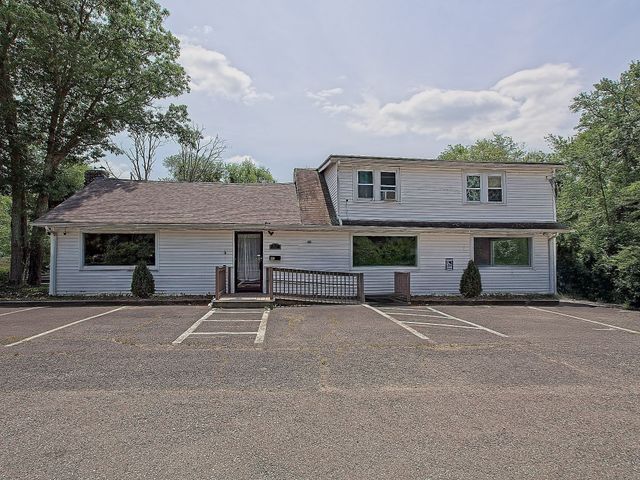 87 Winthrop St, Rehoboth, MA 02769