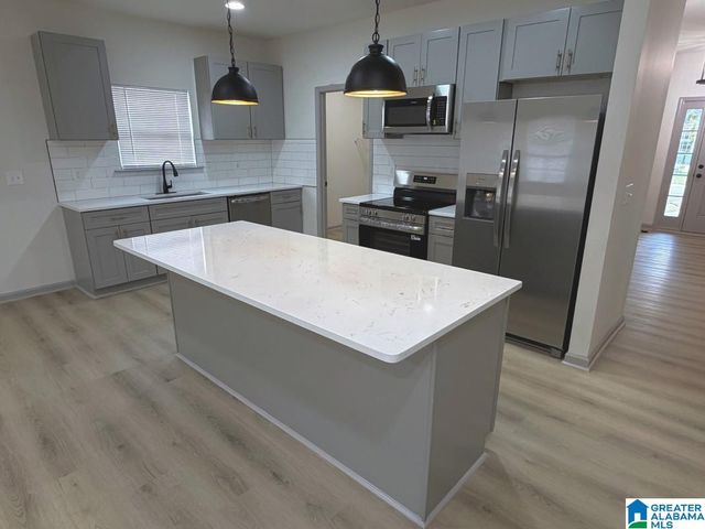 2009 FAIRBANK CIRCLE, Chelsea, AL 35043