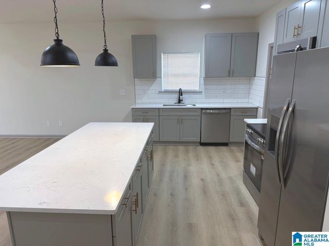 2009 FAIRBANK CIRCLE, Chelsea, AL 35043