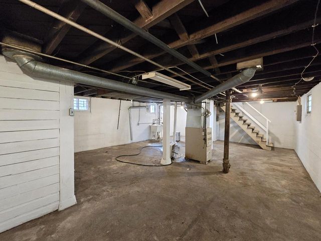 4933 N 38th STREET, Milwaukee, WI 53209