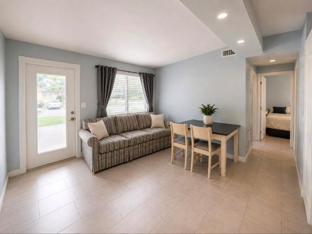 260 N Palm Drive, Boynton Beach, FL 33435