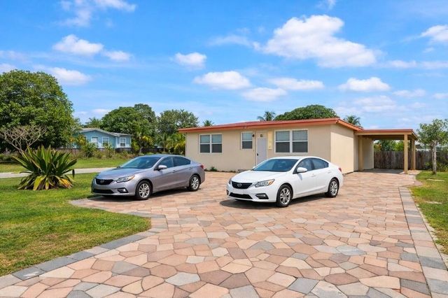 260 N Palm Drive, Boynton Beach, FL 33435
