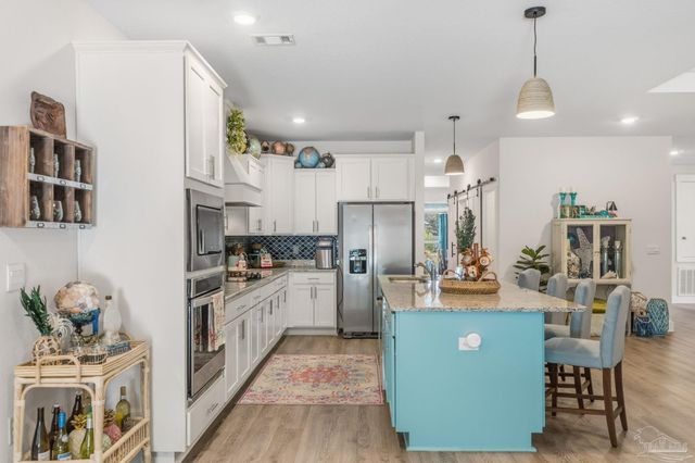 1469 Ballyhoo Dr, Gulf Breeze, FL 32563