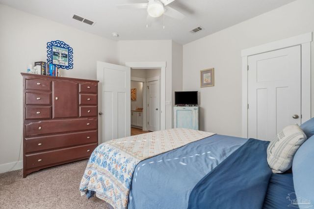 1469 Ballyhoo Dr, Gulf Breeze, FL 32563