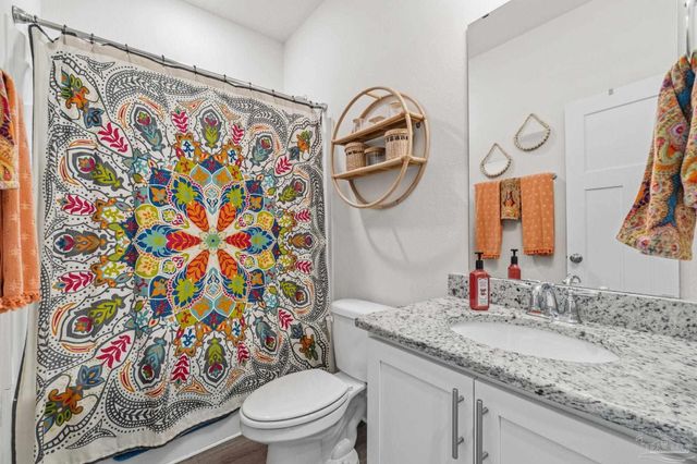 1469 Ballyhoo Dr, Gulf Breeze, FL 32563