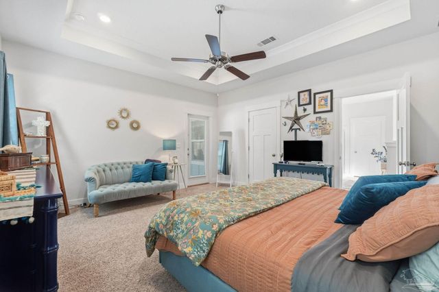 1469 Ballyhoo Dr, Gulf Breeze, FL 32563