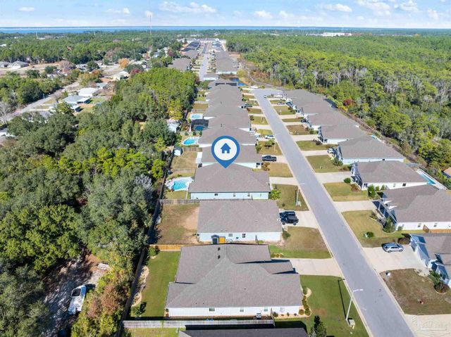 1469 Ballyhoo Dr, Gulf Breeze, FL 32563