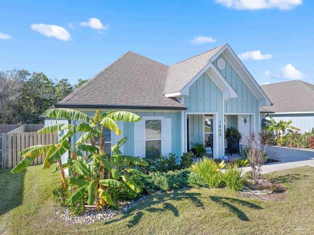 1469 Ballyhoo Dr, Gulf Breeze, FL 32563