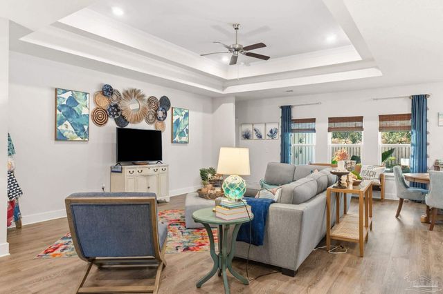 1469 Ballyhoo Dr, Gulf Breeze, FL 32563